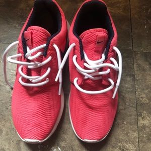 Hot Pink Nike Roshe